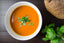 Suppen Rezepte. Karotten-Cremesuppe. Zutaten für 2 Portionen: