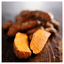 Kurkuma und Ayurveda Medizin Kurkuma oder Curcuma longa ist eine blühende Staude, die zu der Ingwer-Familie gehört.
